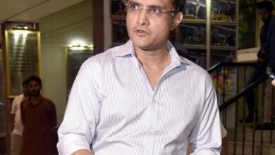 गांगुली कोलकाता मैदान के 2 कट्टर प्रतिद्वंद्वियों के बीच संतुलन बनाने की कोशिश में