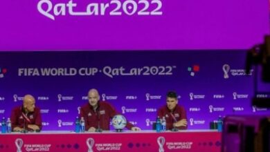 फीफा अध्यक्ष इनफेंटिनो ने ऑफ साइड तकनीक की समीक्षा की, रेफरियों को सराहा